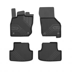 Alfombrillas de goma 3D No.77 para VOLKSWAGEN GOLF VIII Hybrid 2020-up (4 piezas)