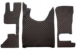 Alfombrillas de ecopiel Q para DAF XG (desde 10.2021) - asiento del acompañante fijo o asiento del acompañante abatible - Negro/rojo