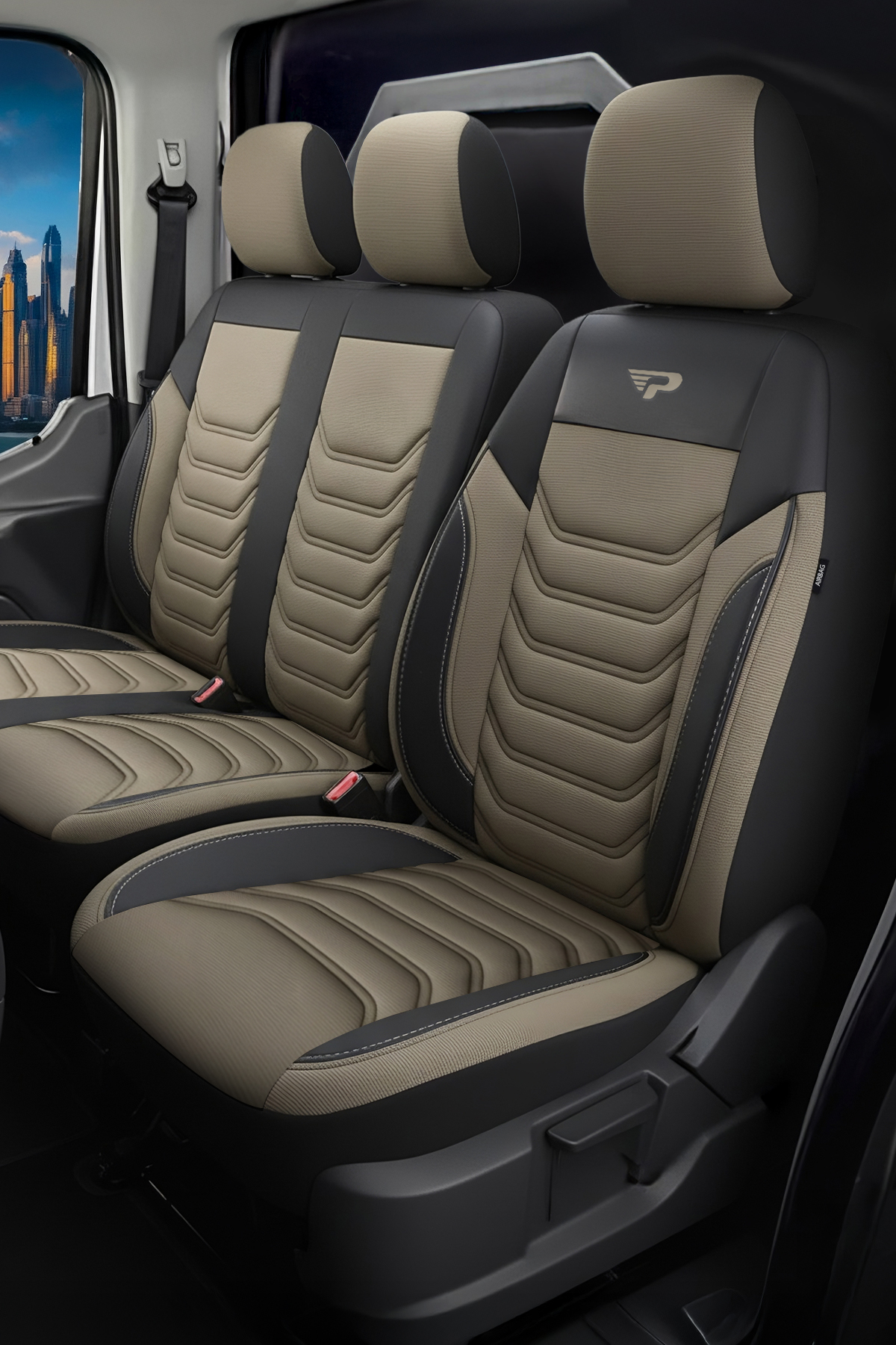Fundas de asiento FLORIDA VAN beige-negro (2+1) – ejemplo después del montaje
