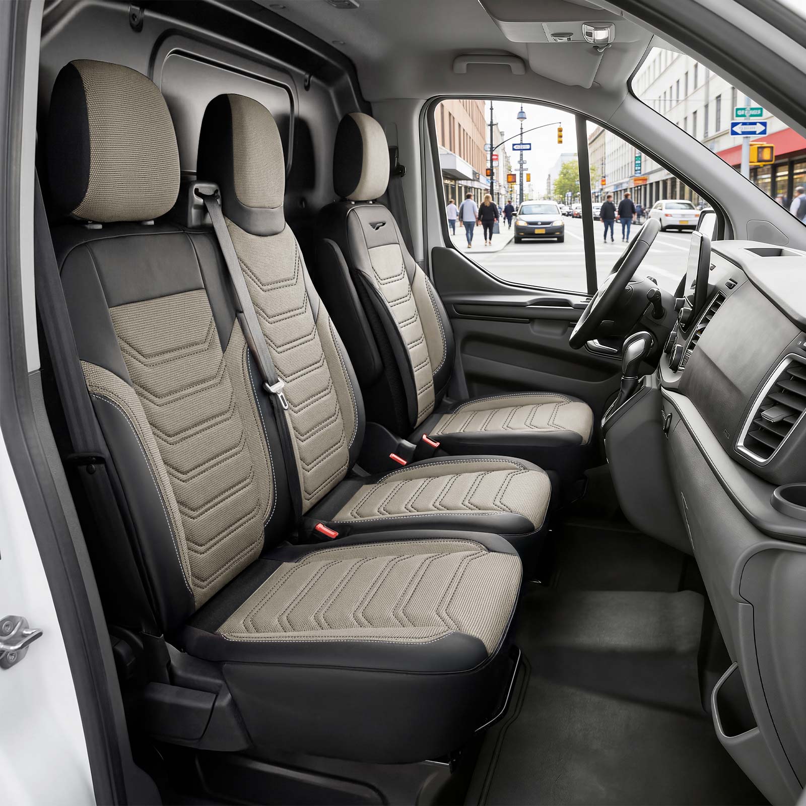 Fundas de asiento FLORIDA VAN beige-negras (2+1) – ejemplo después del montaje
